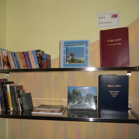 Old Town Hostel กดัญสก์ ภายนอก รูปภาพ