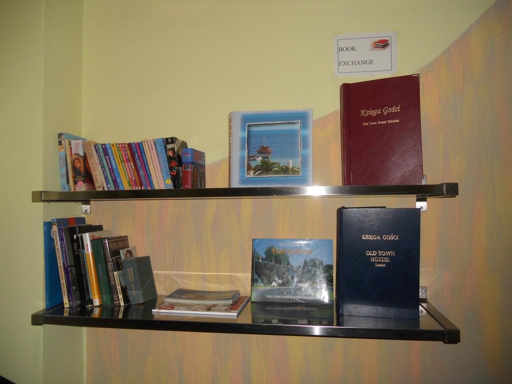 Old Town Hostel กดัญสก์ ภายนอก รูปภาพ
